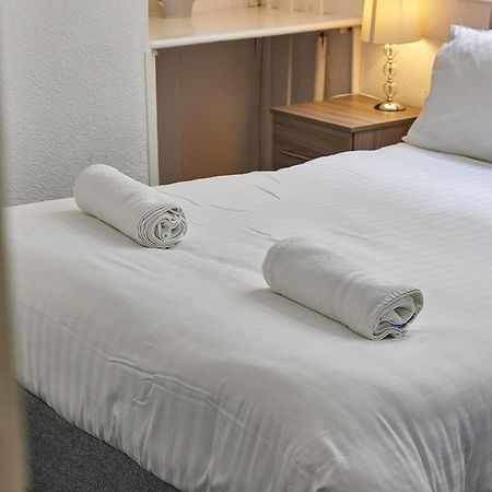 Pleasure Holiday Apartments Blackpool Room photo